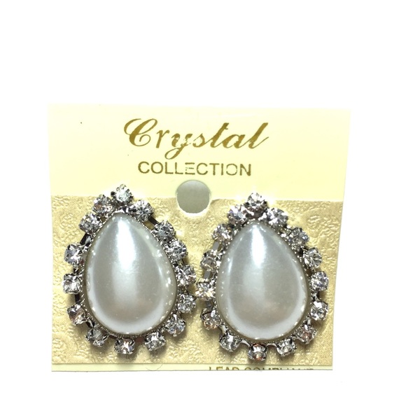 Jewelry - Clip on earrings
